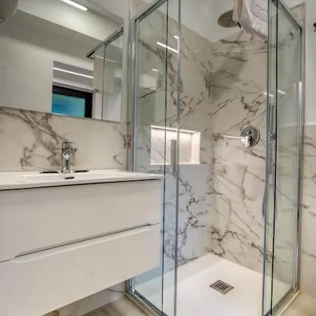 Lägenhet Suzzani 273 - Interno B1 *